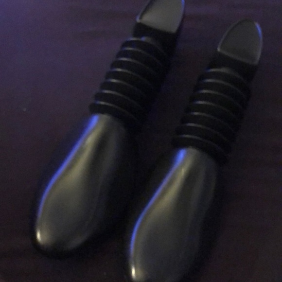 Shoe trees - Picture 2 of 5